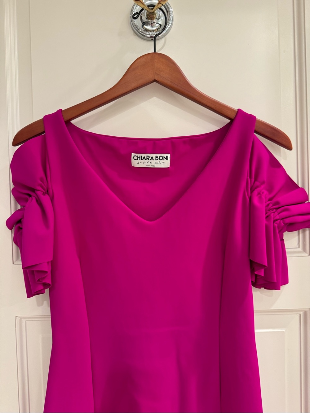 Chiara Boni Fuchsia Cold-Shoulder Ruched Sleeve Midi Dress - Picture 2 of 6